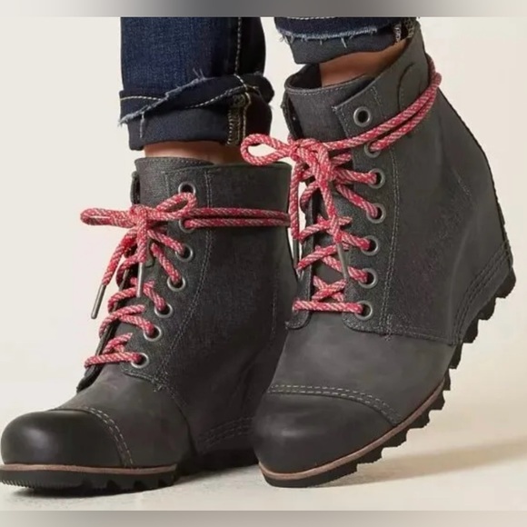 Sorel Brand PDX Lace Up Wedge Moto Ankle Boots Lexie Wedge Grey Quarry, 9.5 - Picture 2 of 13